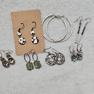 Fashion Silver Tone Earrings Set With 7 Oraganza Gift Bags